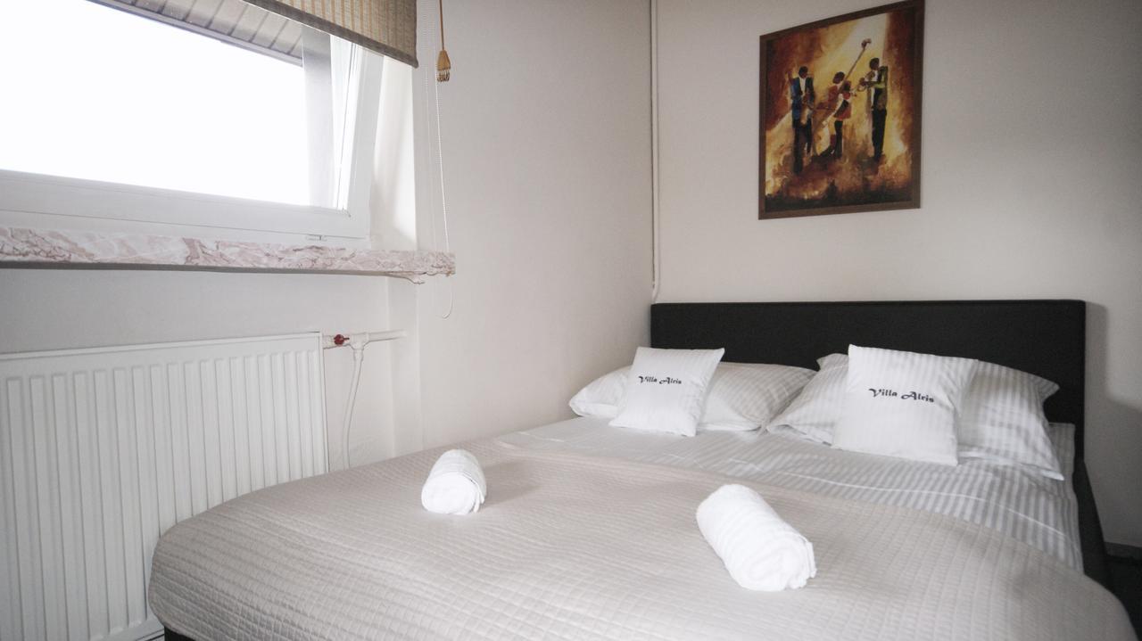 Villa Alris Бялисток Екстериор снимка